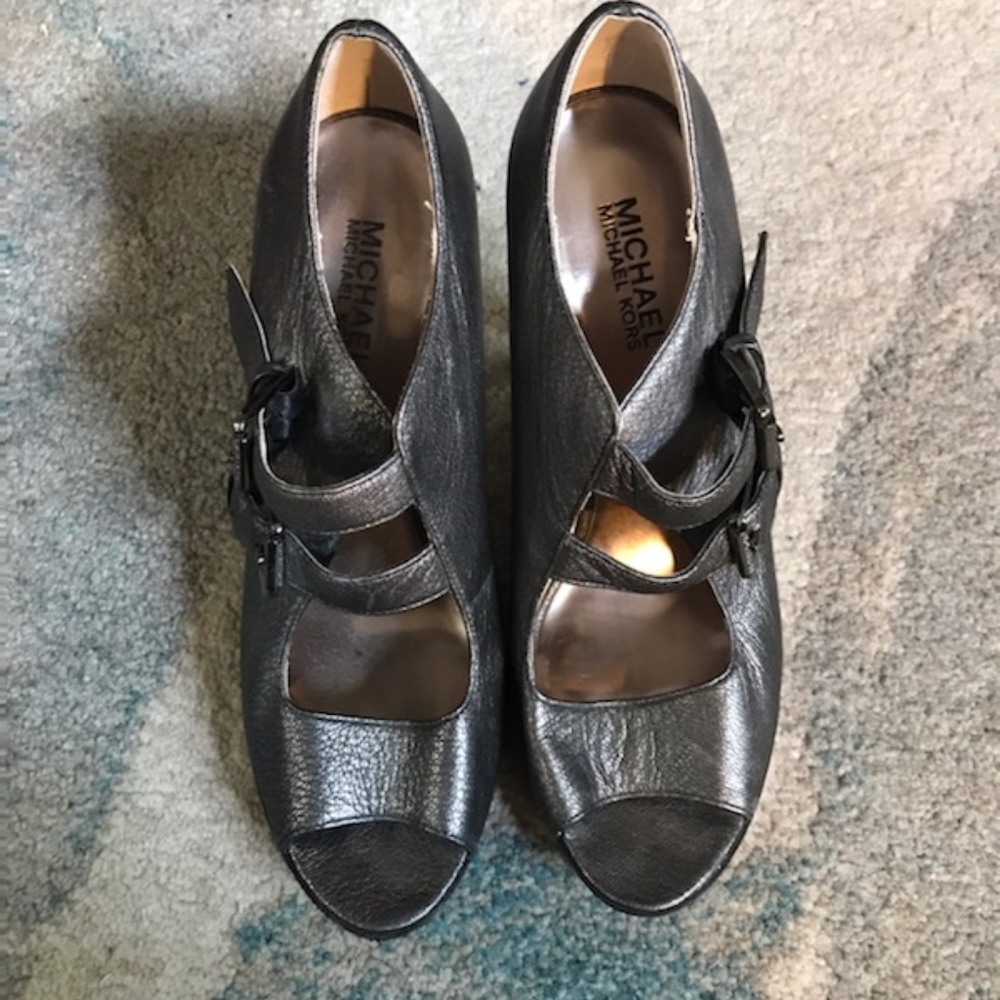 Ladies Shoes